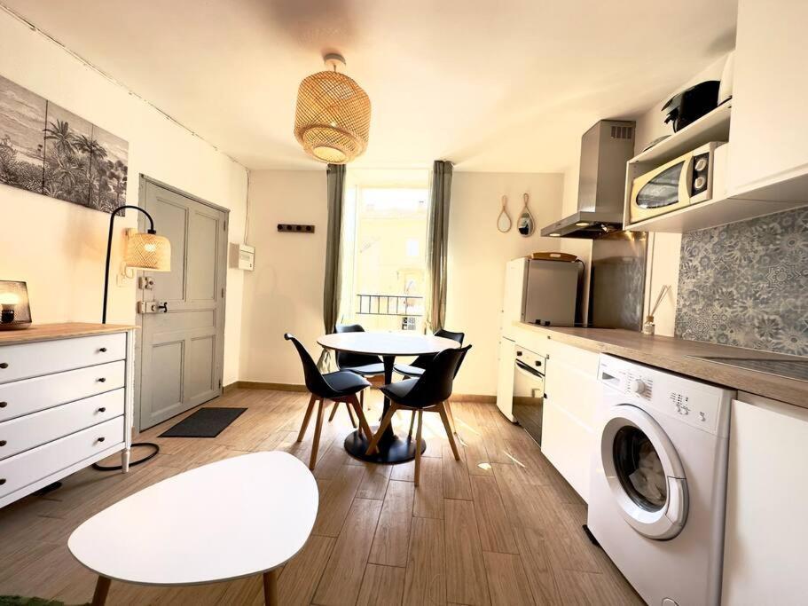 Charmant Studio A 200M Du Gardon Ремулен Экстерьер фото